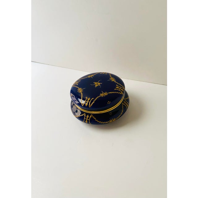Porcelain Jewelry Box, Blue and Gold, Mid-20th Century, Europe For Sale - Image 9 of 11