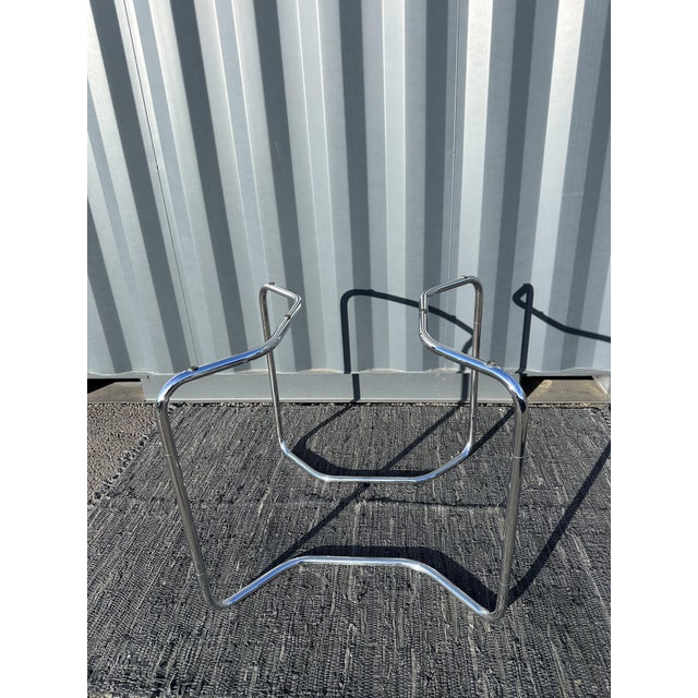 Silver Vintage Table in Glass and Metal, 1970 For Sale - Image 8 of 11