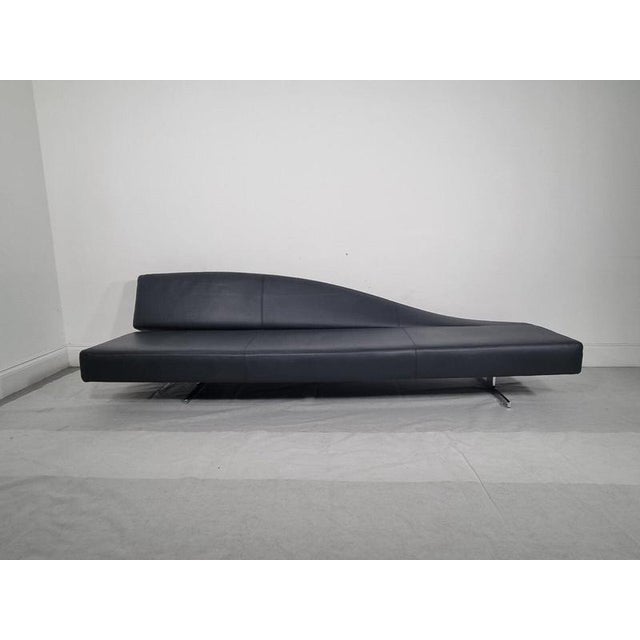 Aspen Chaise Lounge in Dark Charcoal Leather by B&B Itjean-Marie Massaud for Cassina For Sale - Image 3 of 7