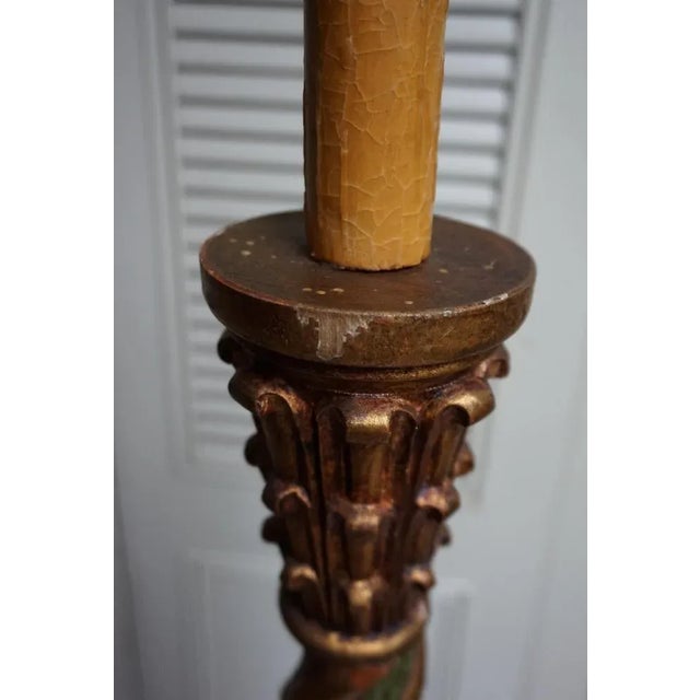 1950s Italian Florentine Torchère Floor Lamp in Hand-Carved Gold-Gilt and Green Wood, 1950s For Sale - Image 5 of 13