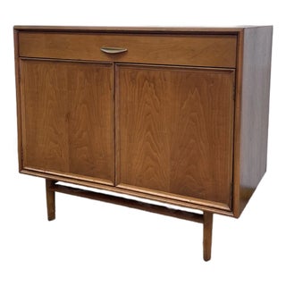 Vintage Mid-Century Modern Record Cabinet or Compact Credenza by Drexel Parallel, 1960s Usa For Sale