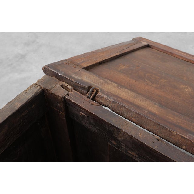 Carved Oak Blanket Chest with Linenfold-Style Panels, 1600s For Sale - Image 11 of 17