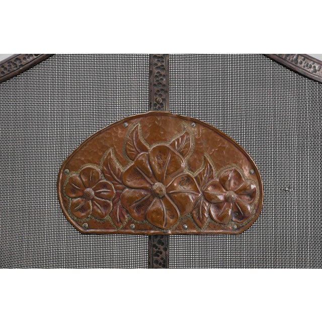 French Art Deco Fireplace Screen in Wrought Iron, 1890s For Sale - Image 14 of 16
