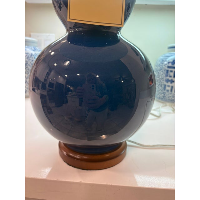 Chinoiserie Late 20th Century Ralph Lauren Cobalt Blue Porcelain Double Gourd Table Lamp For Sale - Image 3 of 9