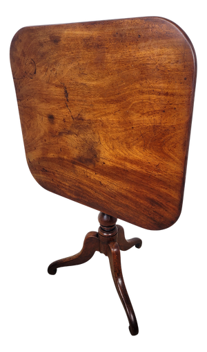 English Georgian Tilt Top Table in Mahogany, 1820