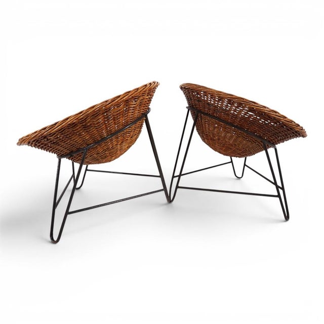 Wood Pod Lounge Chairs in Rattan/Wicker on a Metal Frame, 1970s, Set of 2 For Sale - Image 7 of 18