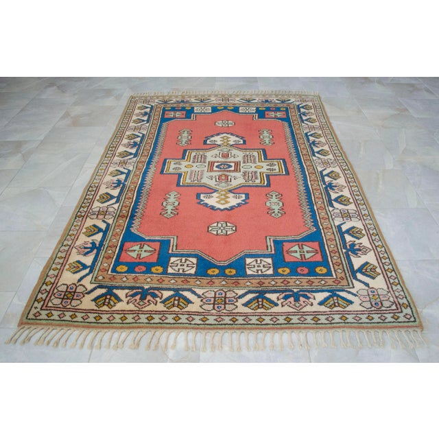 Vintage Turkish Rug Traditional Hand Knotted High Pile Wool Area Rug - 5' 3" X 7' 10" For Sale - Image 14 of 18