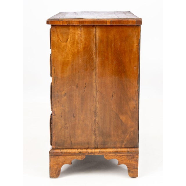 Wood George I Walnut Chest of Drawers, 18th C. For Sale - Image 7 of 9