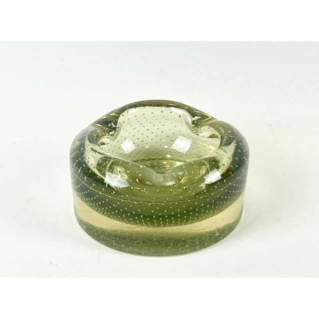 Mid-Century Bubble Ashtray attributed to Carlo Scapa for Venini, 1950s, in Very Good conditions. Designed 1950 to 1959...