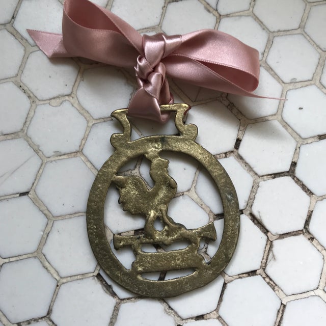 1900 - 1909 Antique English Horse Brass Christmas Ornament Rooster Cock Trumpet For Sale - Image 5 of 7