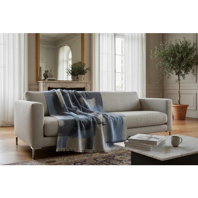 Contemporary Plaid Jacquard Blu in Lana E Cashmere by Villa Como For Sale - Image 3 of 4