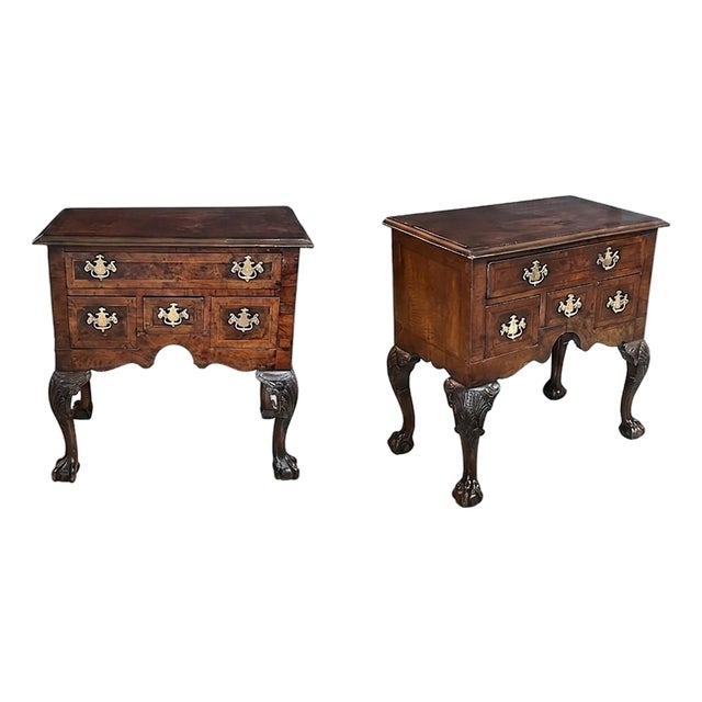 Classic Pair of Chippendale Style Walnut-Veneered Bedside Cabinets/Side Tables For Sale