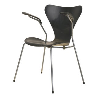 Armchair 3207 Arne Jacobsen for Fritz Hansen, Denmark, 1955 For Sale