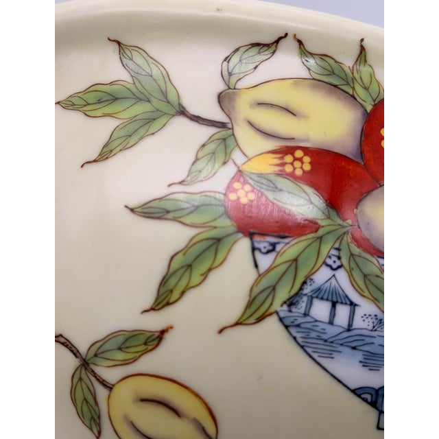 Chinoiserie Vintage Chinese Chinoiserie Porcelain Foot Bath Planter With Pomegranate Handles – Hua Rong Tang Mark For Sale - Image 3 of 11