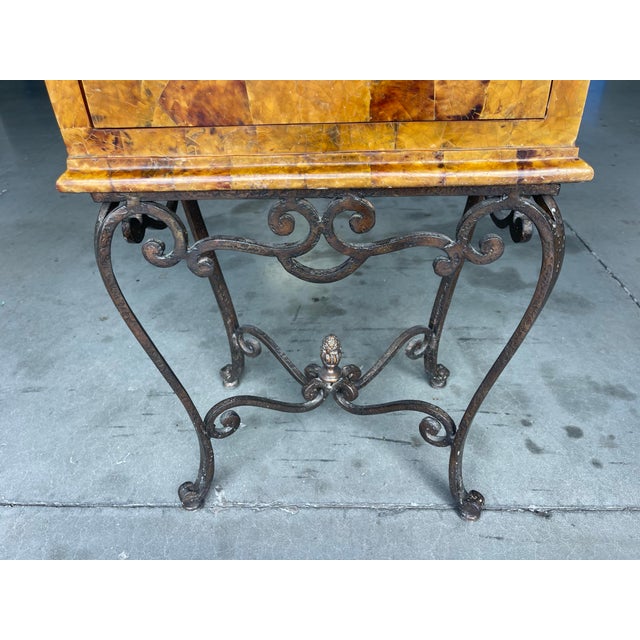 Vintage Tessellated Horn Side Table on Iron Base, Hollywood Regency For Sale - Image 11 of 14