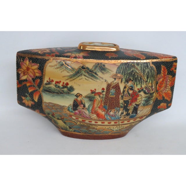 Satsuma Style Fan Shaped Pillow Vase Hand Painted Geisha and Flowers Motif 5056b For Sale - Image 4 of 18