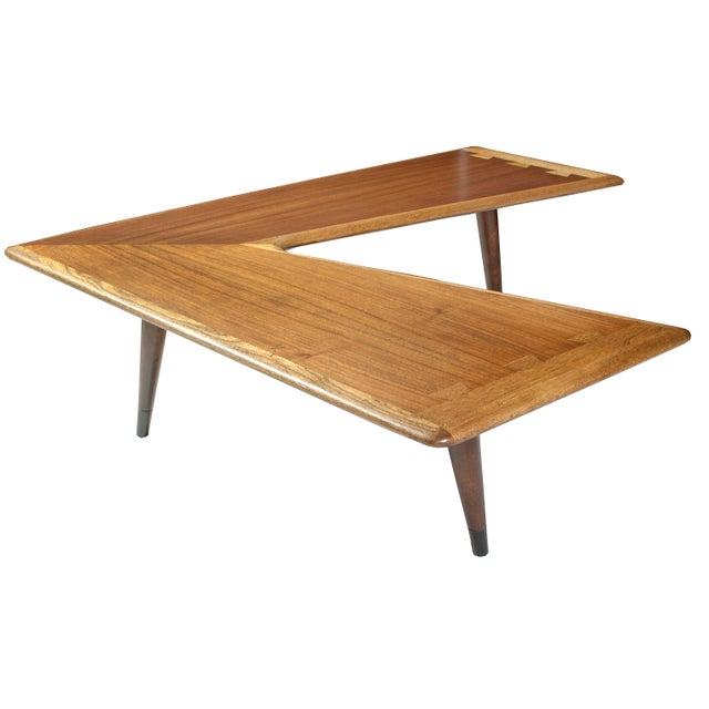 Wood 1950s Classic Mid-Century Modern Walnut Dovetail Lane Acclaim Boomerang Coffee Table For Sale - Image 7 of 18