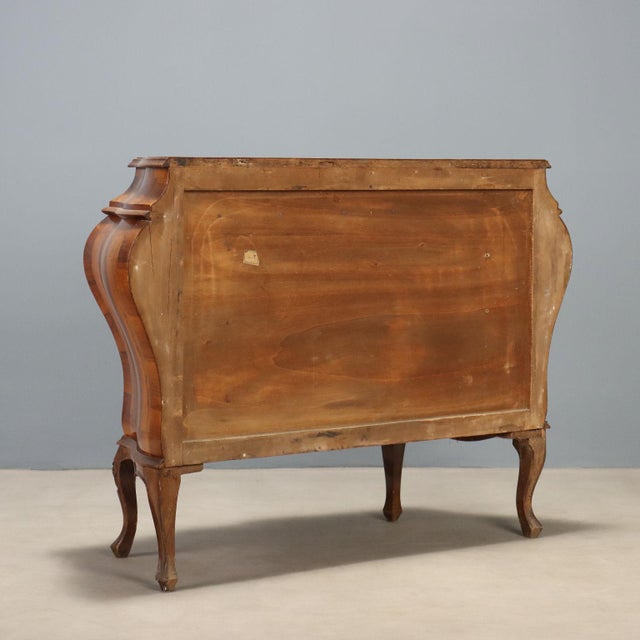Chippendale Style Chest of Drawers in Wood For Sale - Image 11 of 12