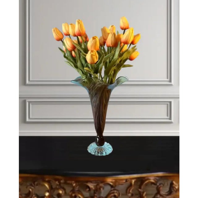 Dale Chihuly Signed Art Glass Amber Pulled Feather Pattern Trumpet Vase For Sale - Image 4 of 10