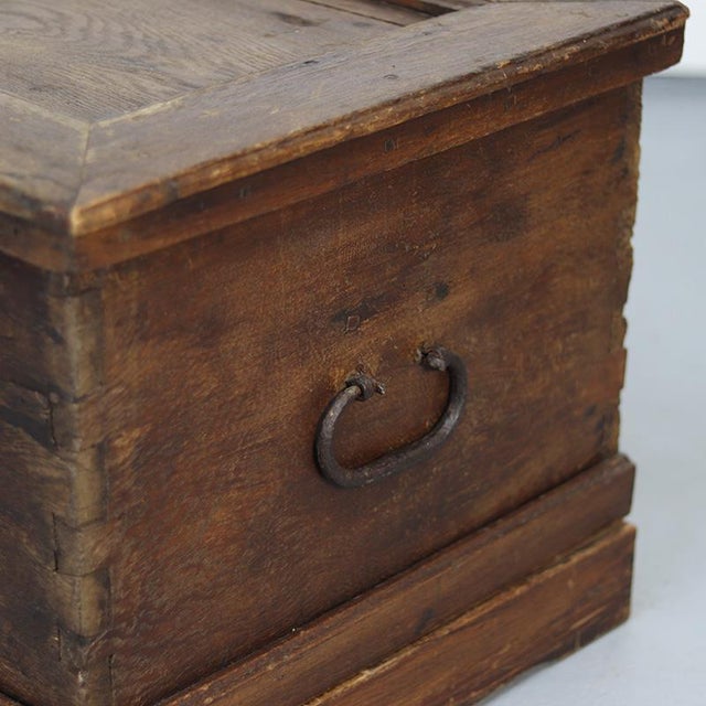 Weathered Antique Rustic Oak 18th Century Chest For Sale - Image 4 of 14