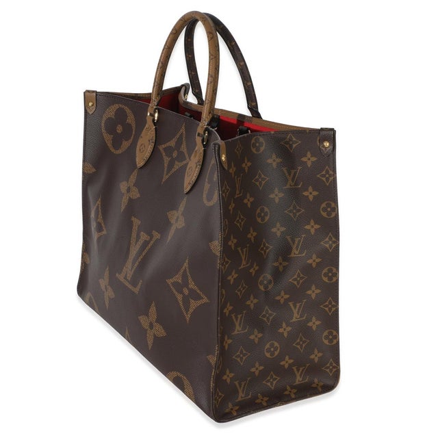 This bag says it all. The Onthego bag from Louis Vuitton is designed for busy lifestyles. Topped with two Toron handles...