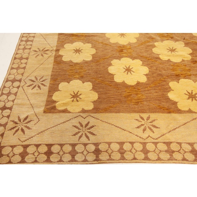 Modern Transitional Wool and Silk Rug with Classic Florals by Doris Leslie Blau For Sale In New York - Image 6 of 8