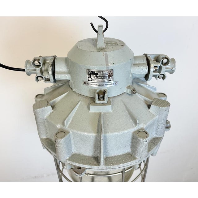 1980s Large Industrial Grey Bunker Light with Iron Cage from Elektrosvit, 1970s For Sale - Image 5 of 18