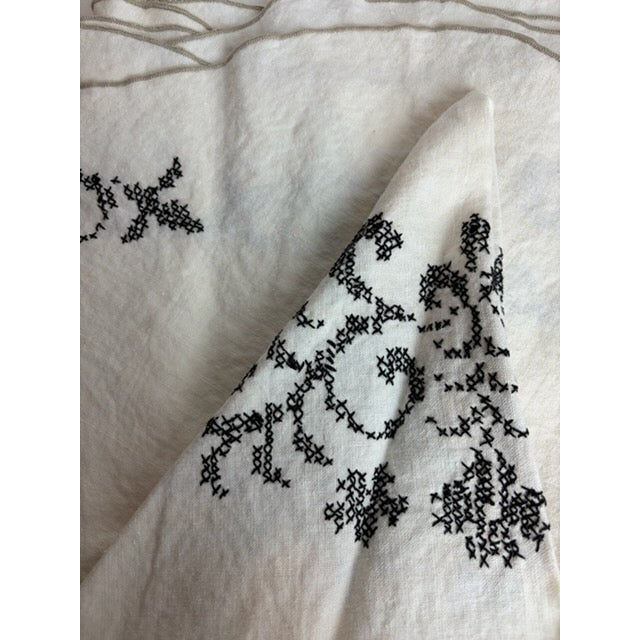 Vintage Round Ivory Table Cloth For Sale - Image 4 of 5