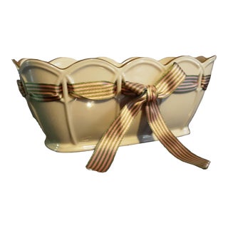 1990s Lenox Porcelain Ivory Pierced Pink & Green Ribbon Bowl With Gold Rim For Sale
