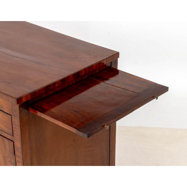 Wood American Federal Figured Mahogany Sideboard For Sale - Image 7 of 9