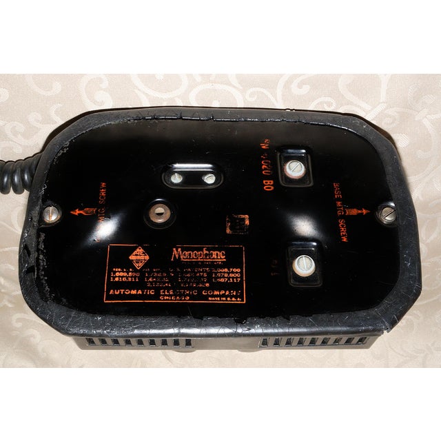 Art Deco Art Deco 1930's Bakelite Chrome Bands Telephone For Sale - Image 3 of 5
