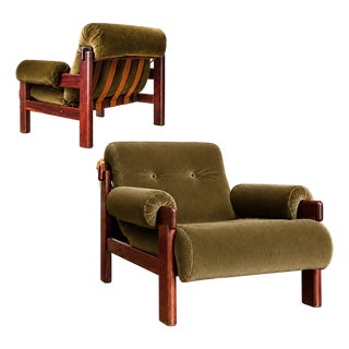 Pair of “Copa” Armchairs in Jatobá and Olive-Green Mohair by Jean Gillon for Italma, Brazil, 1960s For Sale
