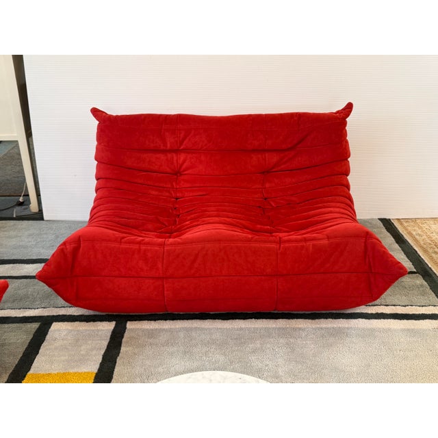 Design Plus Gallery presents the Togo Loveseat by Michel Ducaroy for Ligne Roset. A Ligne Roset classic, Michel Ducaroy's...
