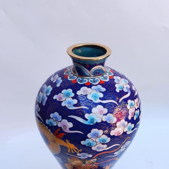 Blue Vintage Cloisonné Enamel Meiping Vase – Dragon & Phoenix Motif, With Box & Stand For Sale - Image 8 of 9