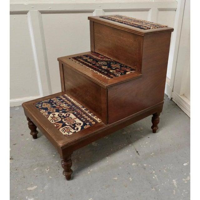 Early Victorian Library Steps on Turned Legs, 1850s For Sale - Image 3 of 11