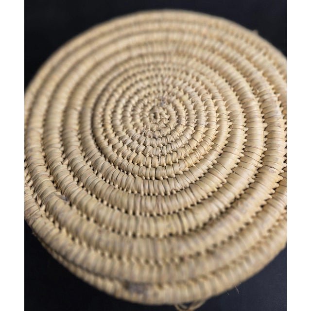 Late 20th Century Late 20th Century Large Hand Woven African Coil Basket With Earth Tone Geometric Pattern For Sale - Image 5 of 9