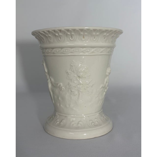 White Vintage Von Schierholz Capri German Porcelain Cherub Cachepot For Sale - Image 8 of 8