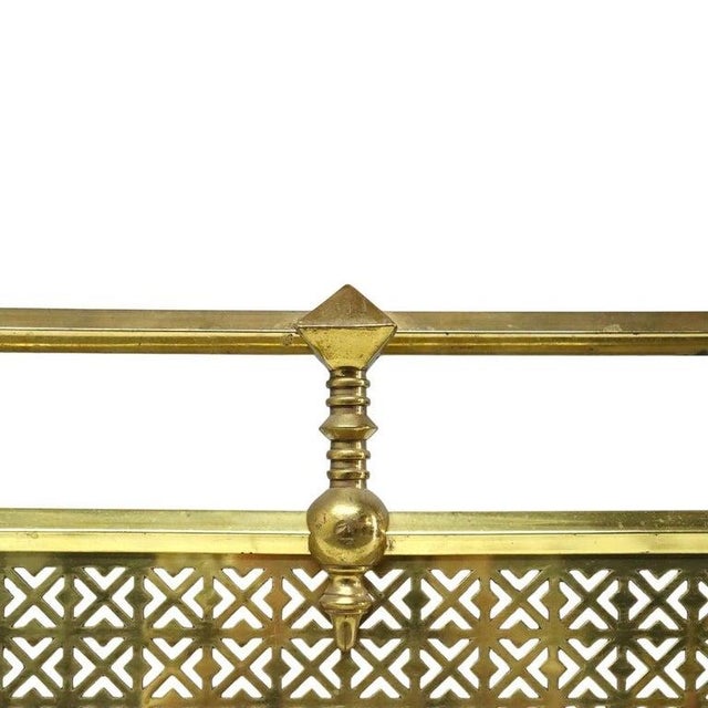 English Antique Brass Fender Fireplace Screen With Paw Feet C1920 For Sale - Image 3 of 12