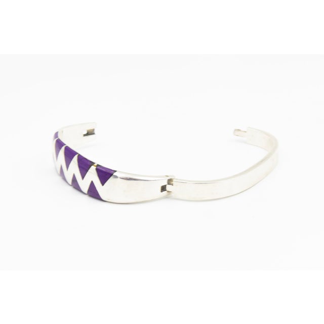 Mid 20th Century Modernist Mexican Sterling Silver Sugilite Bangle Bracelet For Sale In Miami - Image 6 of 9