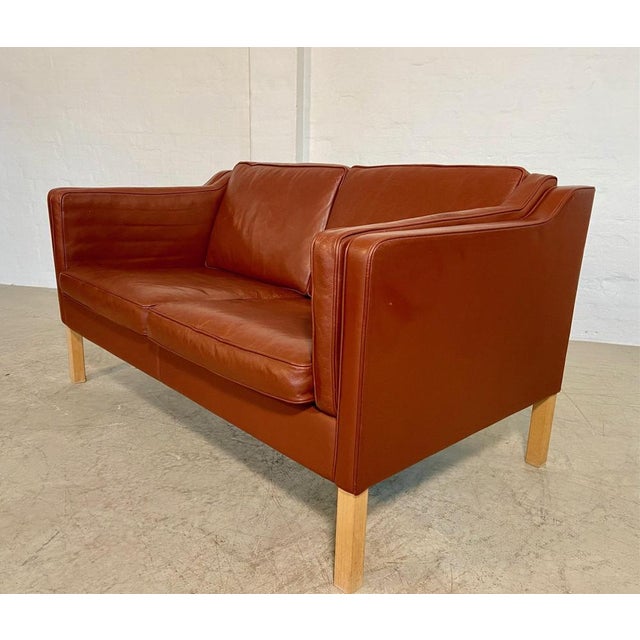 Maroon Mid-Century Danish Cognac Leather 2-Seater Sofa from Mogens Hansen For Sale - Image 8 of 18