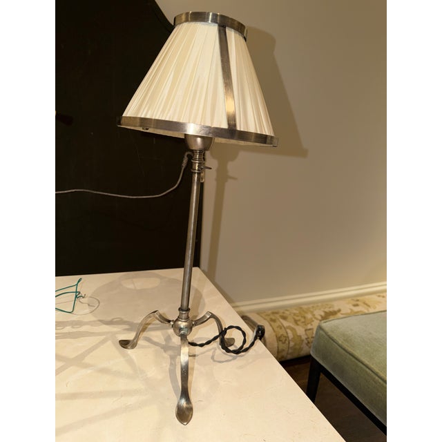 Gallerie Des Lampes - Grasshopper Telescoping Table Lamp For Sale - Image 4 of 4