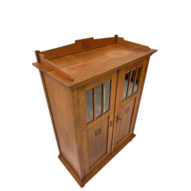 Arts and Crafts Art Nouveau Bookcase with Beveled Glass, 1900s For Sale - Image 3 of 11