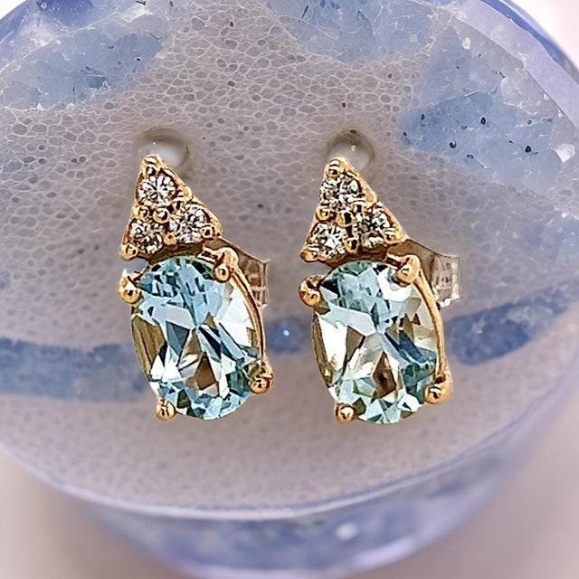 Metal Natural Aquamarine Diamond Earrings 14k Y Gold 1.85 TCW Certified For Sale - Image 7 of 13