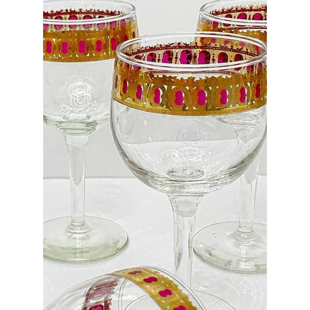 Vintage 1950s Culver Hollywood Regency Stemware – Set of 6 A stunning Mid-Century Hollywood Regency set of six footed wine...