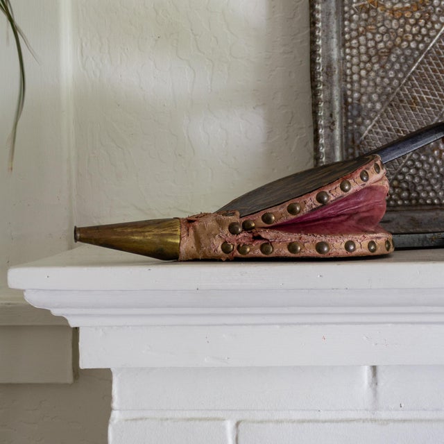 19th Century American Federal Painted Fireplace Bellows With Bronze Foliage For Sale - Image 10 of 11