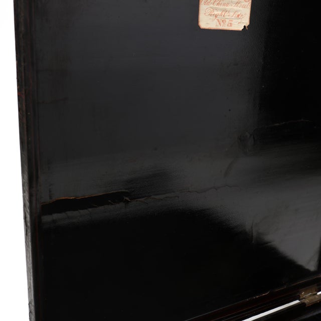 19th Century Large Chinese Lacquer Box For Sale - Image 4 of 9