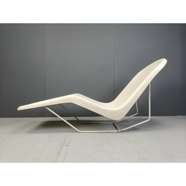 Mid-Century Fiberglass Chaise Longue, 1960s For Sale - Image 6 of 10