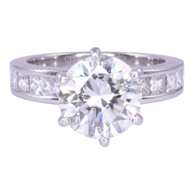 Early 21st Century GIA Certified 2.06 Carat Diamond Center Engagement Ring Size 5.25 For Sale