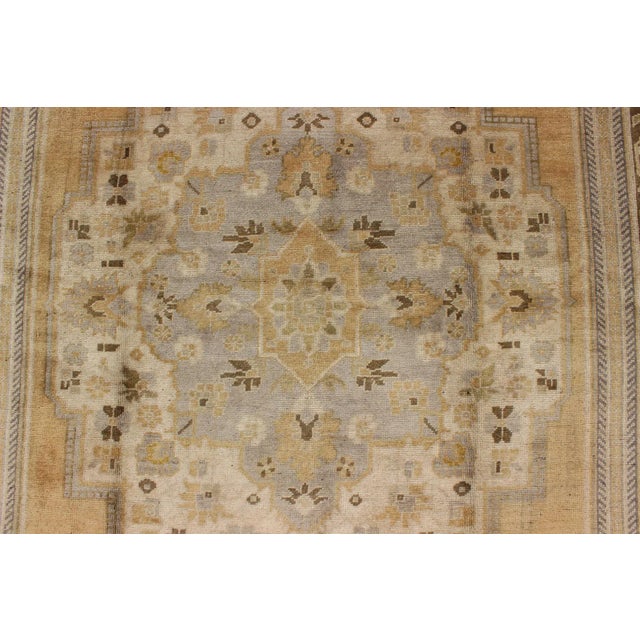 Vintage Turkish Medallion Oushak Rug in Gold, Taupe, Cream and Cocoa For Sale In Atlanta - Image 6 of 10