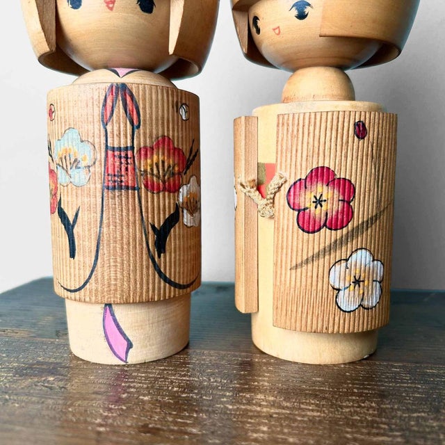 Mid-Century Modern Vintge Japanese Kokeshi Figurines by Tomio Ishida, 1970s, Set of 2 For Sale - Image 3 of 11